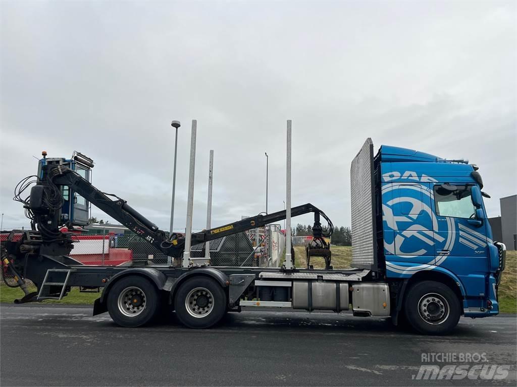 DAF XF530 FAT 6x4 Miškovežių vilkikai
