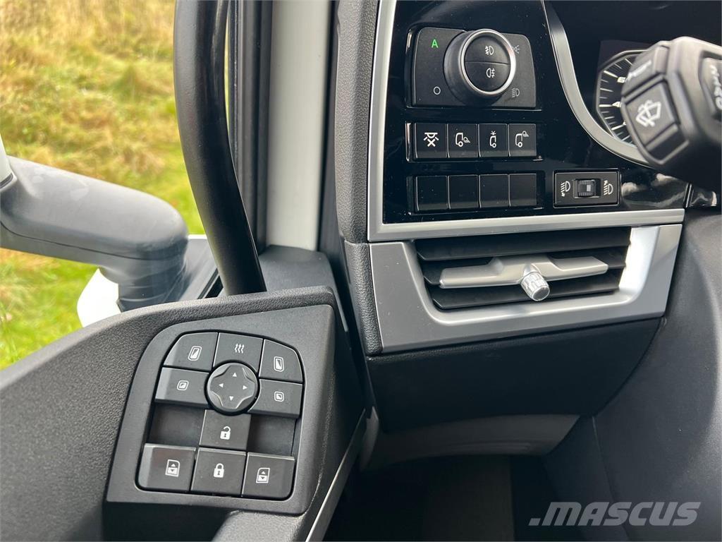 DAF XF530 FTS 6x2 Naudoti vilkikai