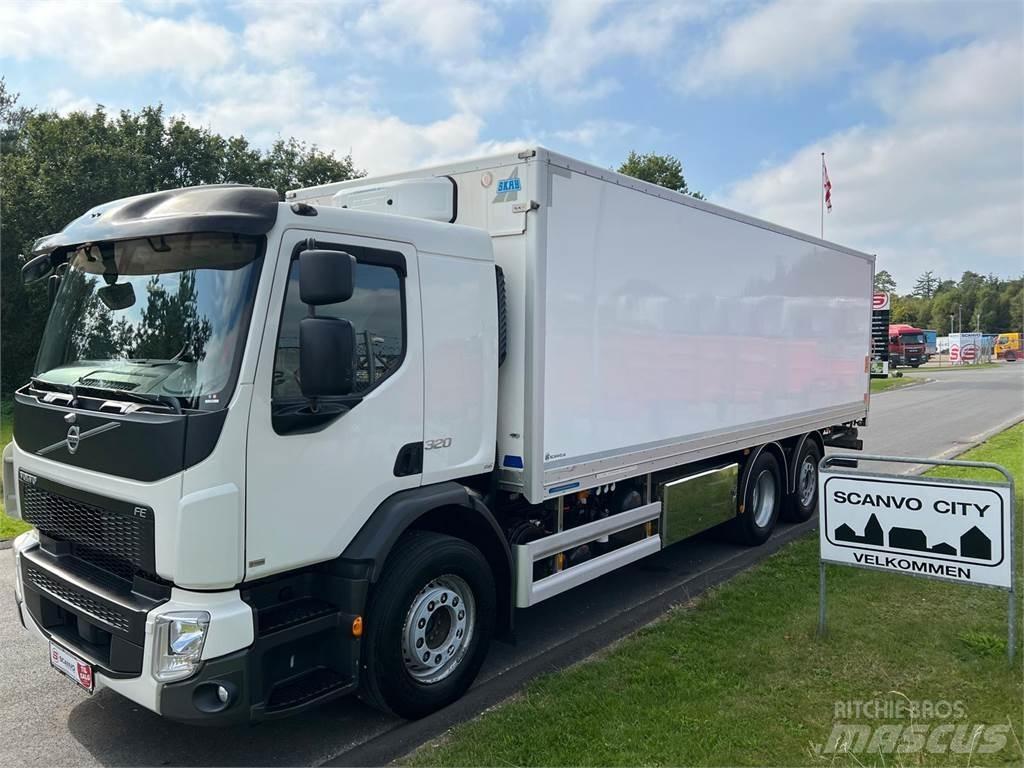 Volvo FE320 6x2*4 Sunkvežimiai su dengtu kėbulu