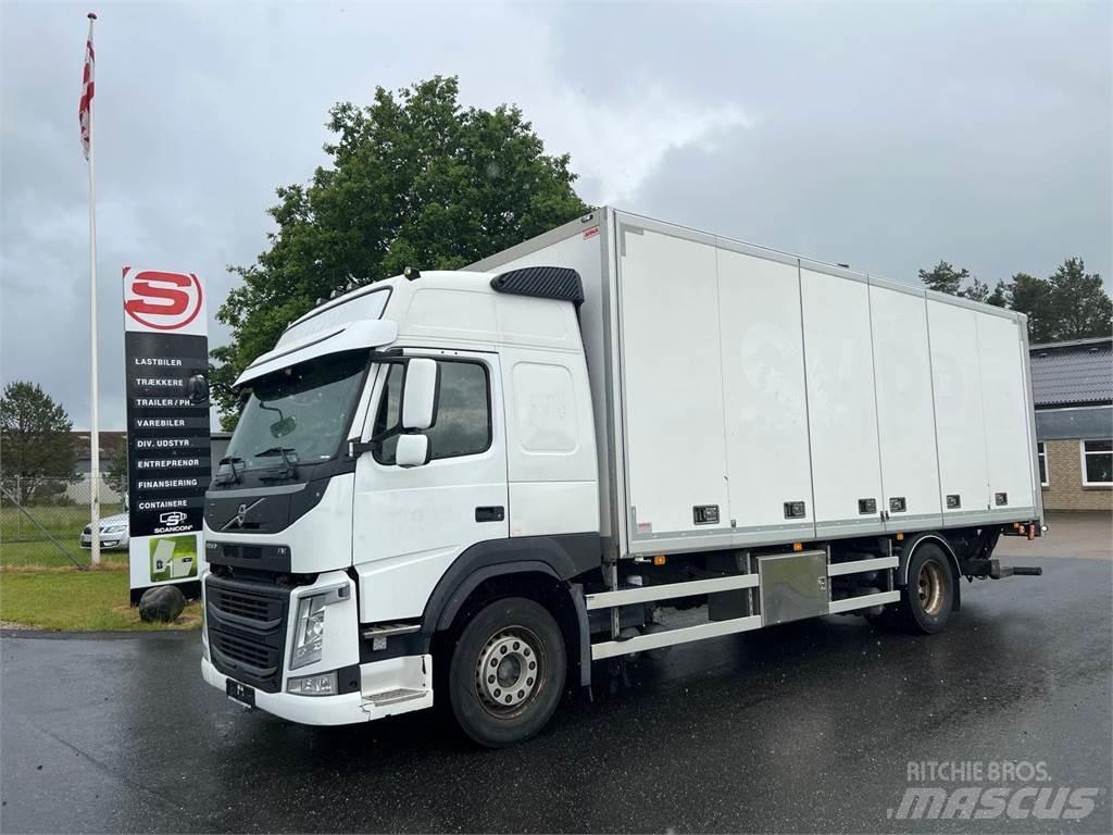 Volvo FM330 Sunkvežimiai su dengtu kėbulu