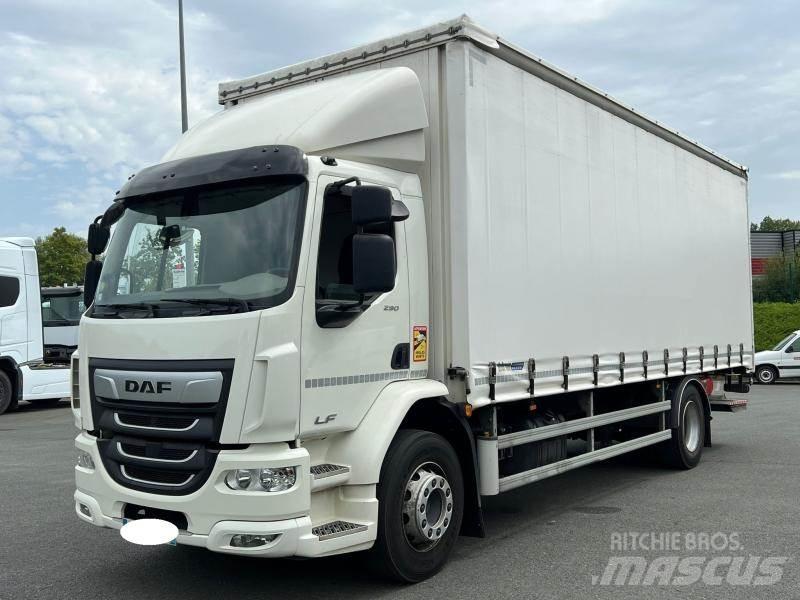 DAF LF 290 Priekabos su tentu