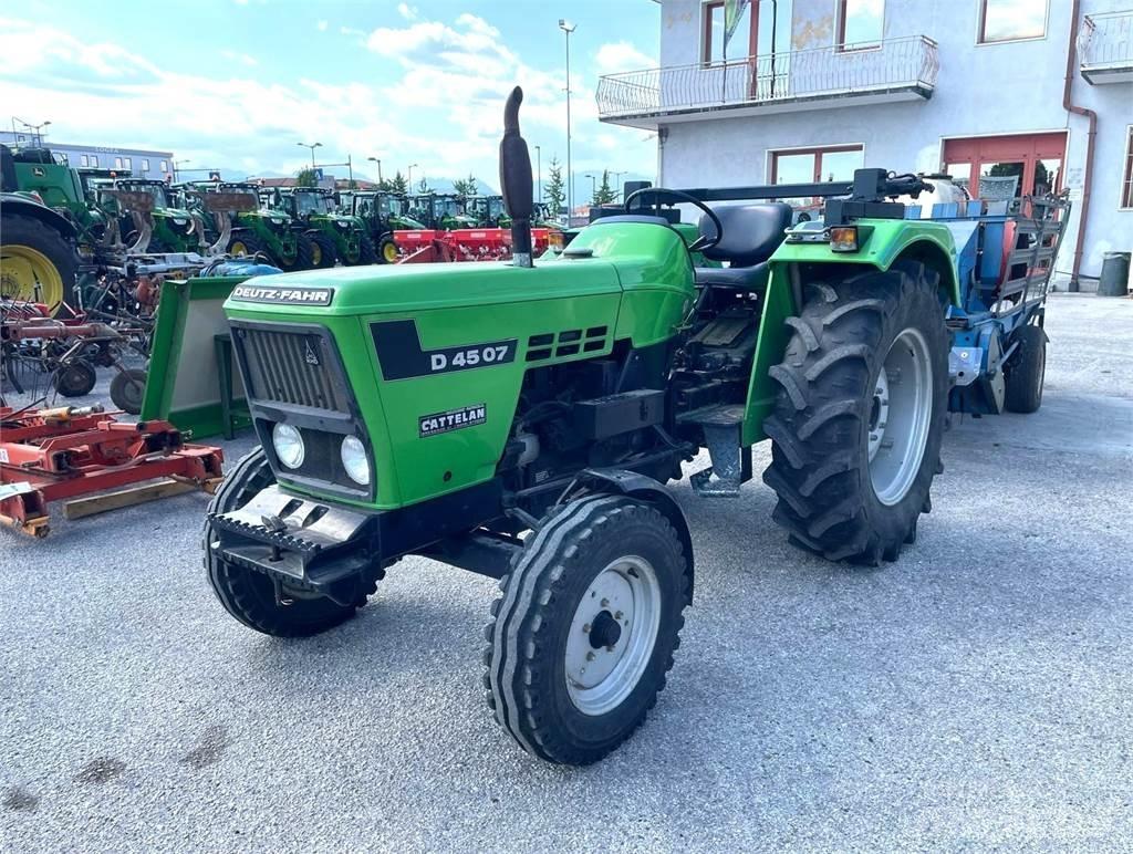Deutz-Fahr D 45 07 Traktoriai