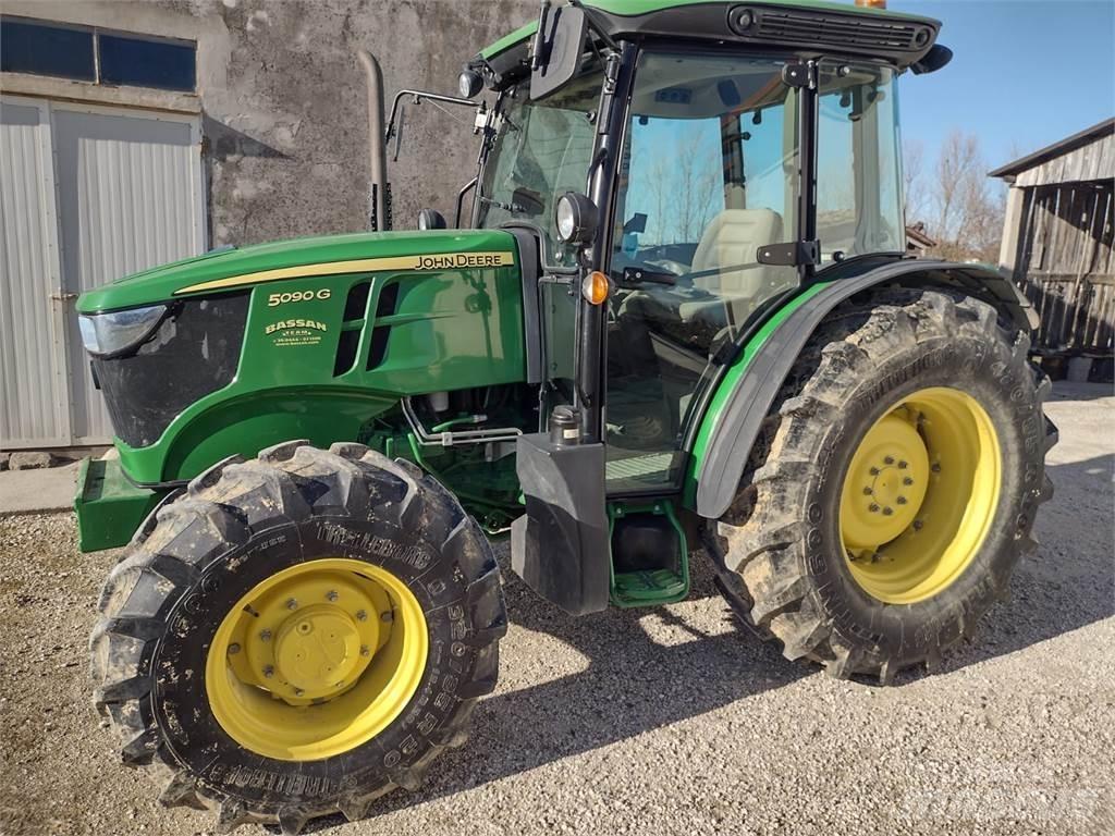 John Deere 5090 G Traktoriai