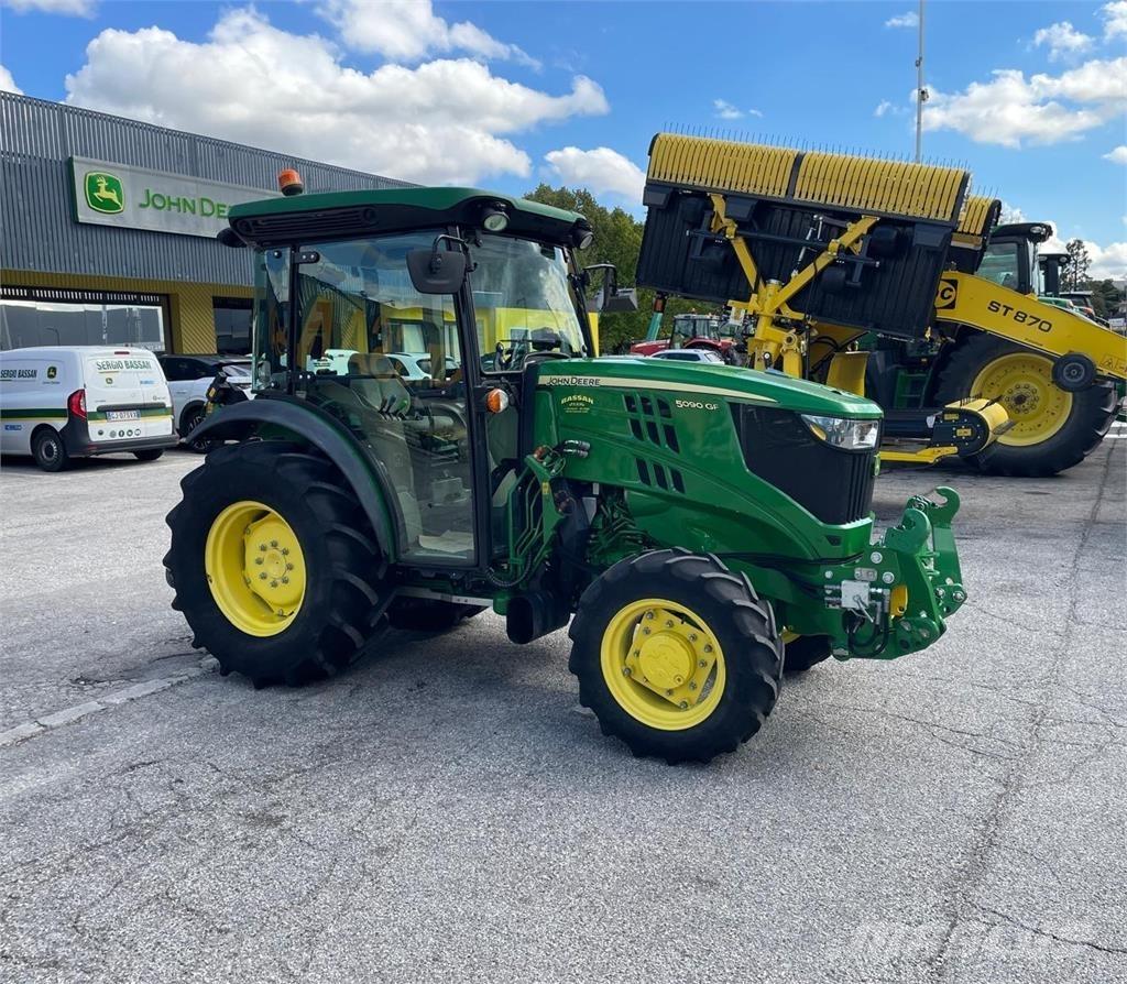 John Deere 5090 GF Traktoriai