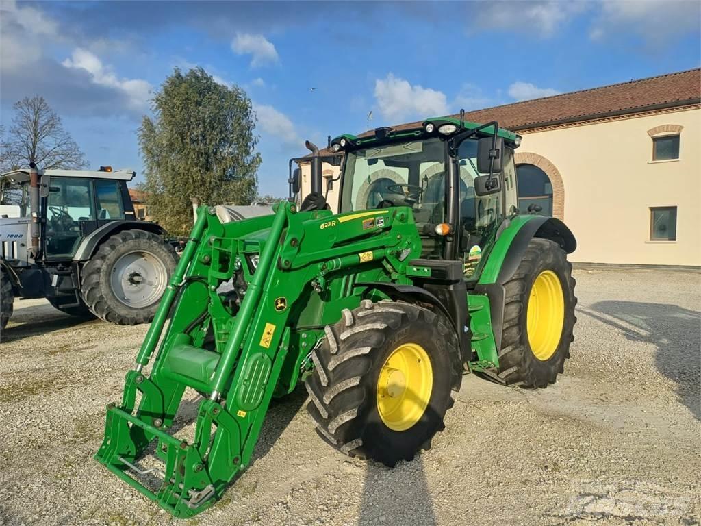 John Deere 6110 R Traktoriai