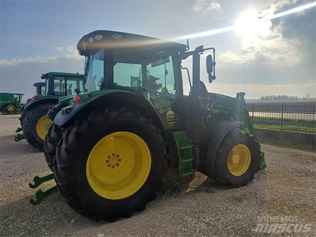 John Deere 6110 R Traktoriai