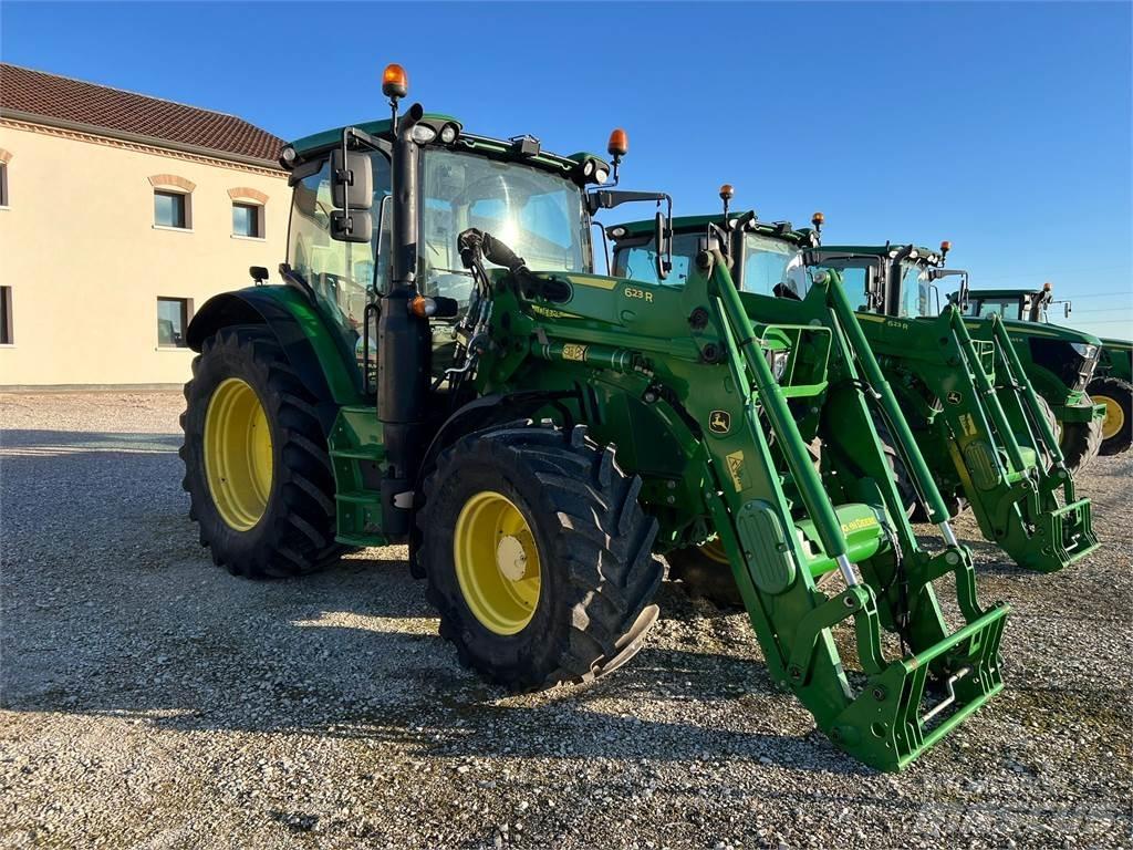 John Deere 6110 R Traktoriai