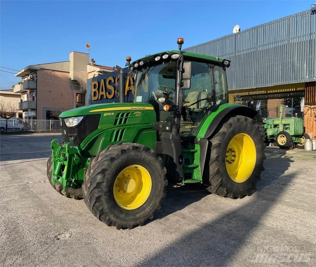John Deere 6130 R Traktoriai