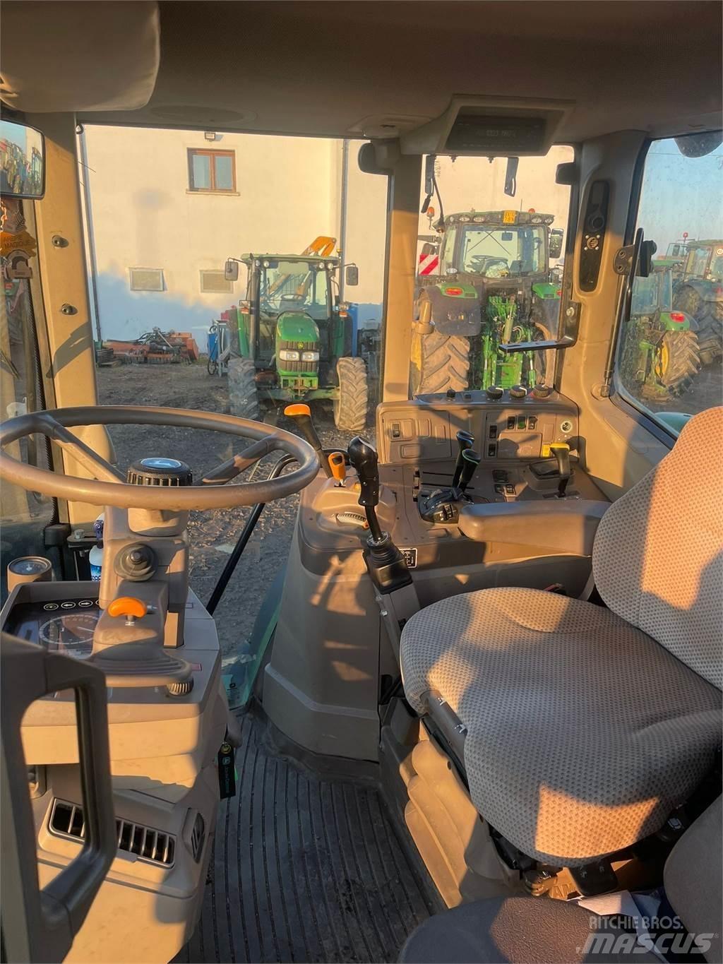 John Deere 6195 M Traktoriai