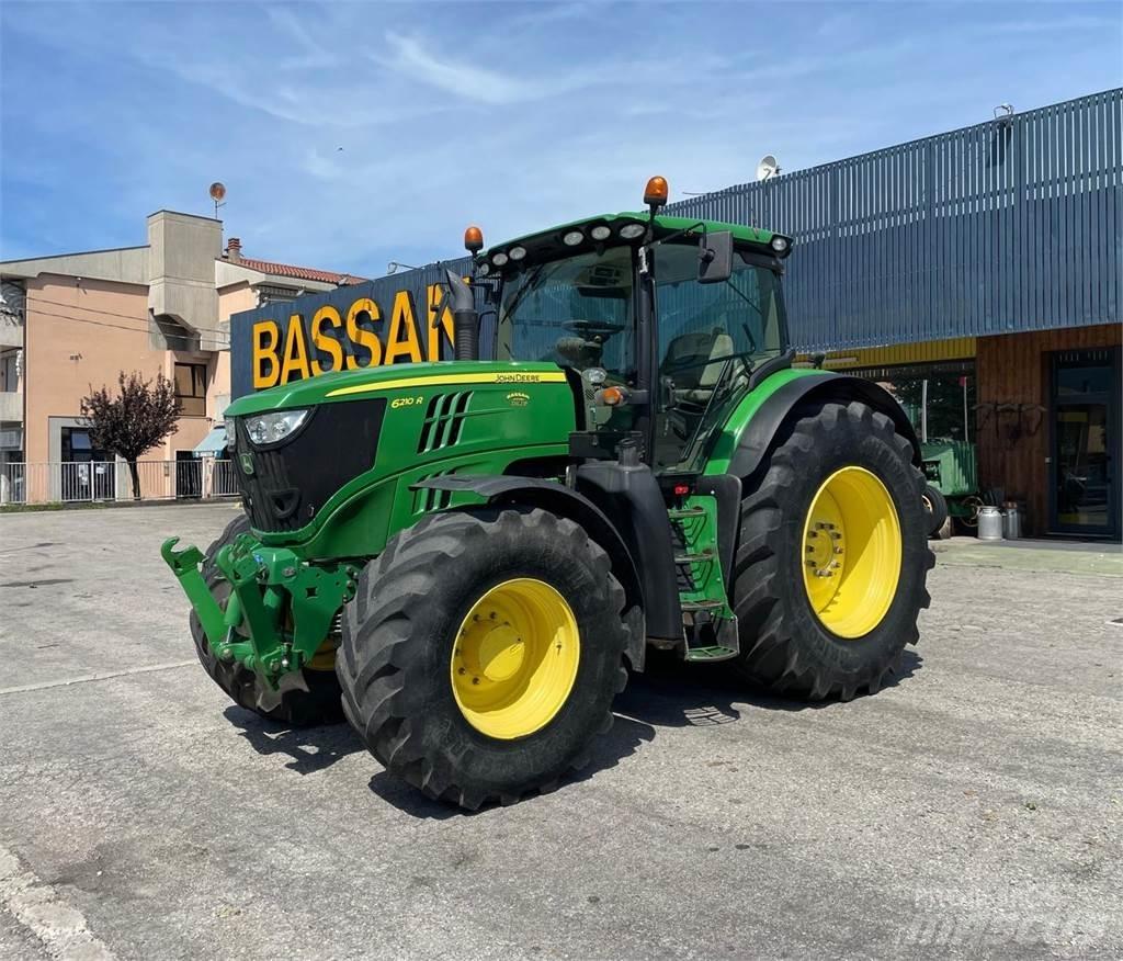 John Deere 6210 R Traktoriai