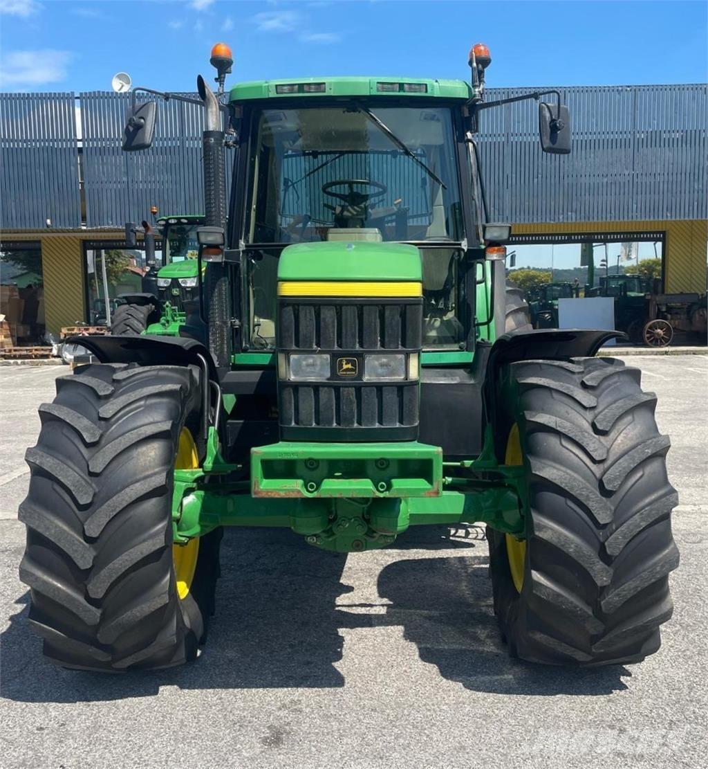 John Deere 6810 Traktoriai