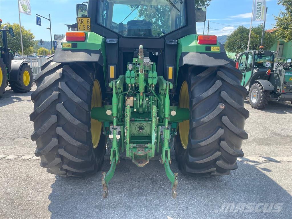 John Deere 6810 Traktoriai