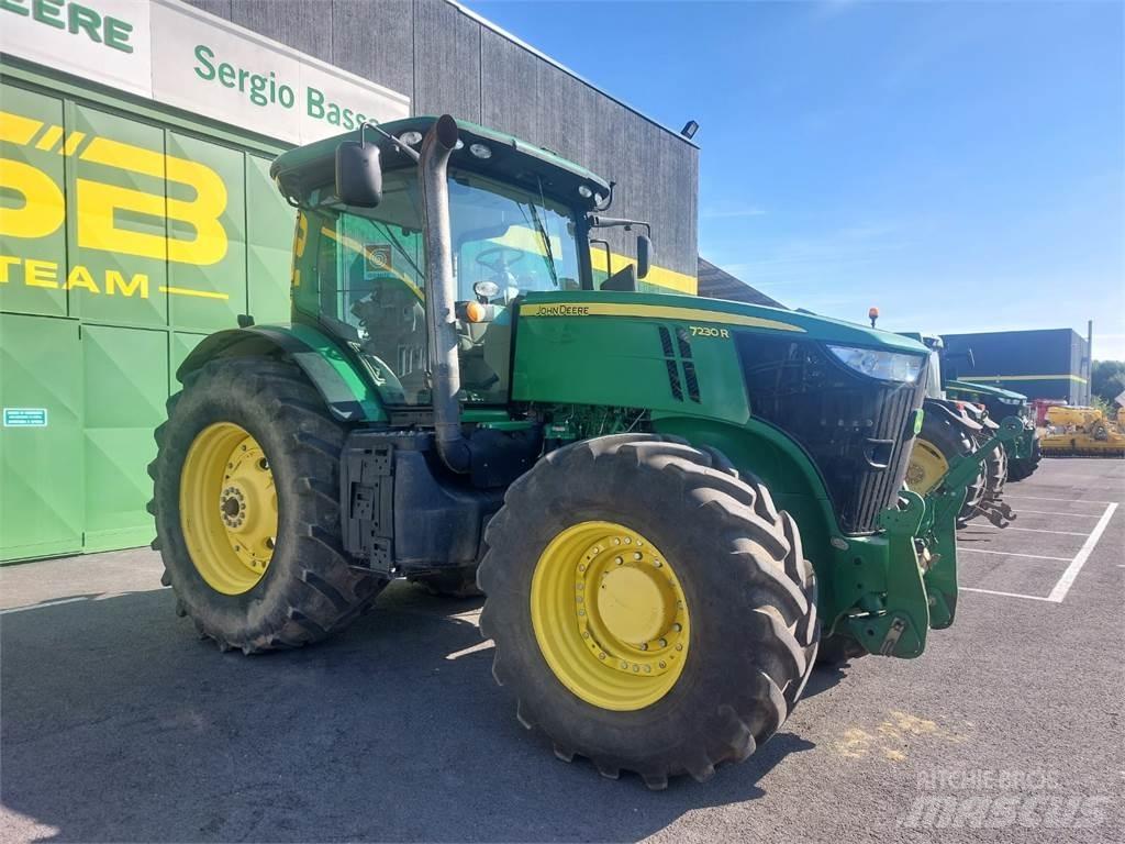 John Deere 7230 R Traktoriai