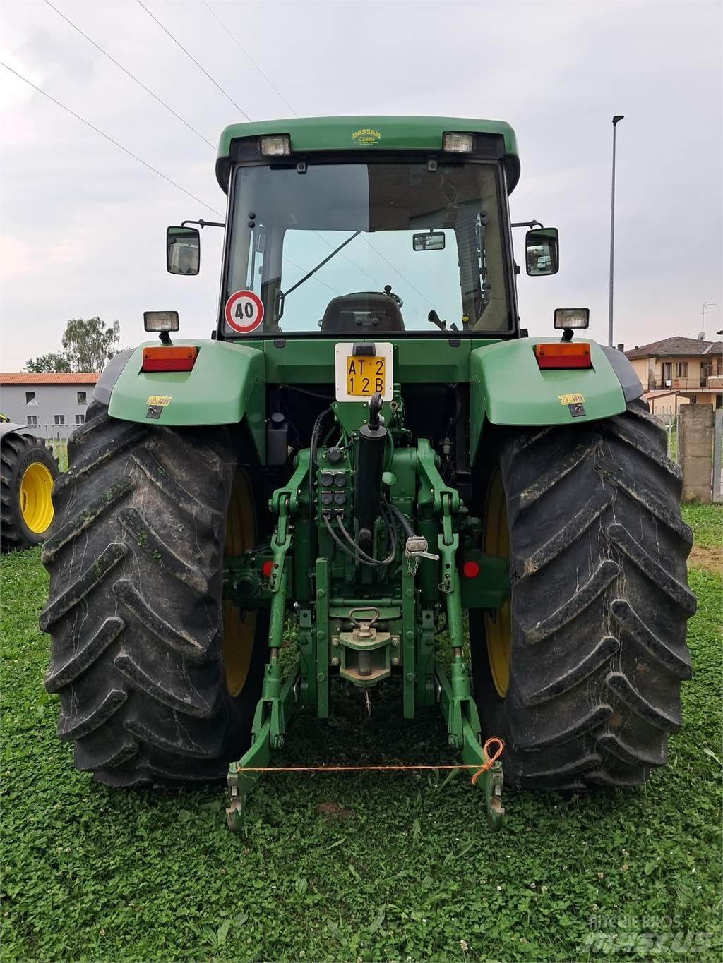 John Deere 7710 Traktoriai