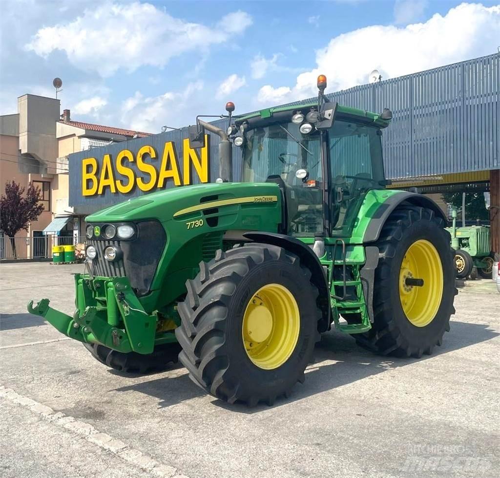 John Deere 7730 Traktoriai