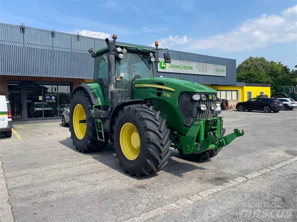 John Deere 7730 Traktoriai