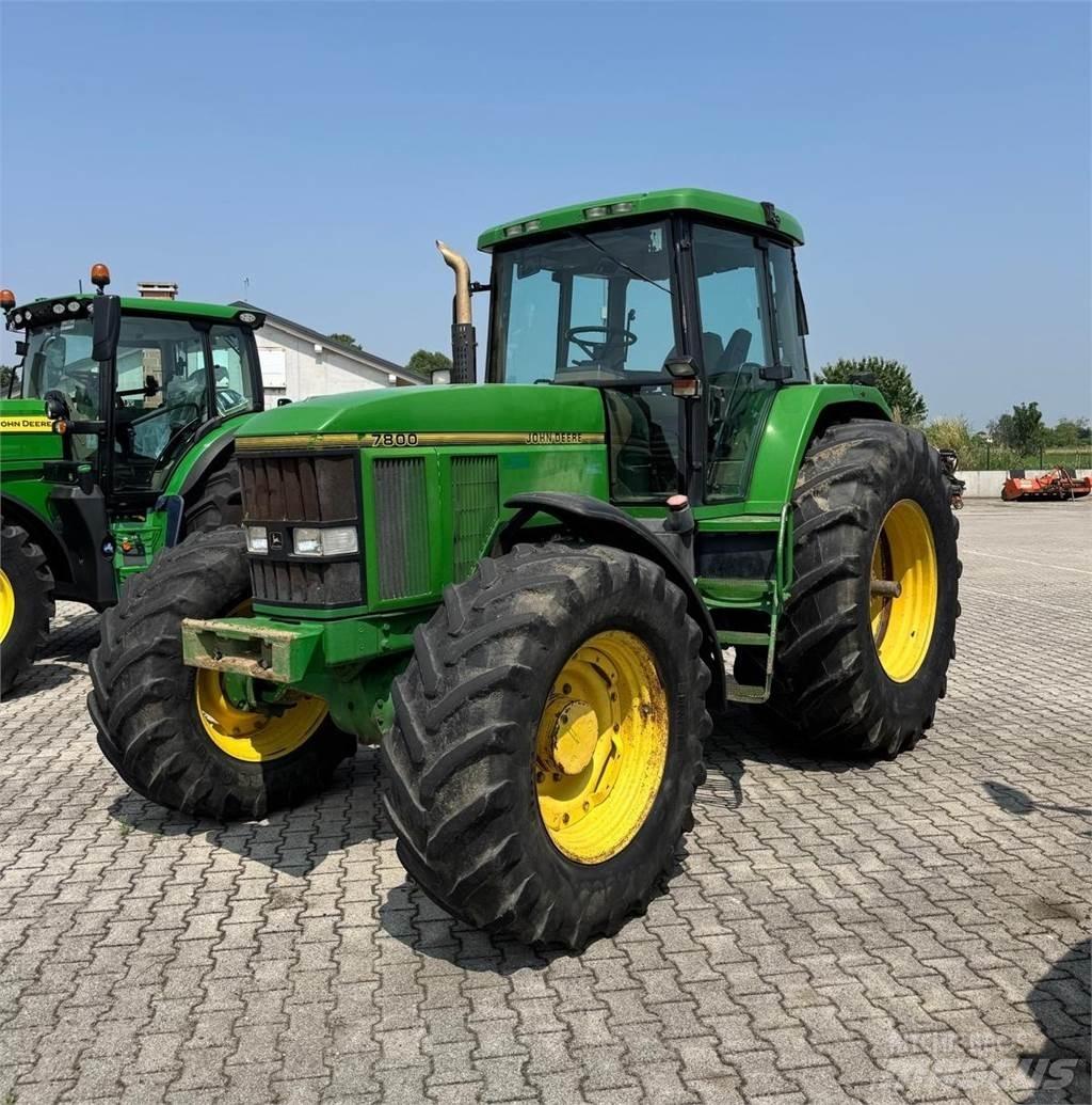 John Deere 7800 Traktoriai