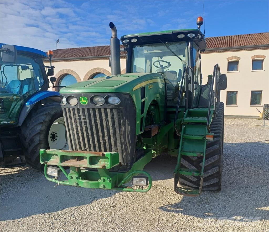 John Deere 8320 RT Traktoriai