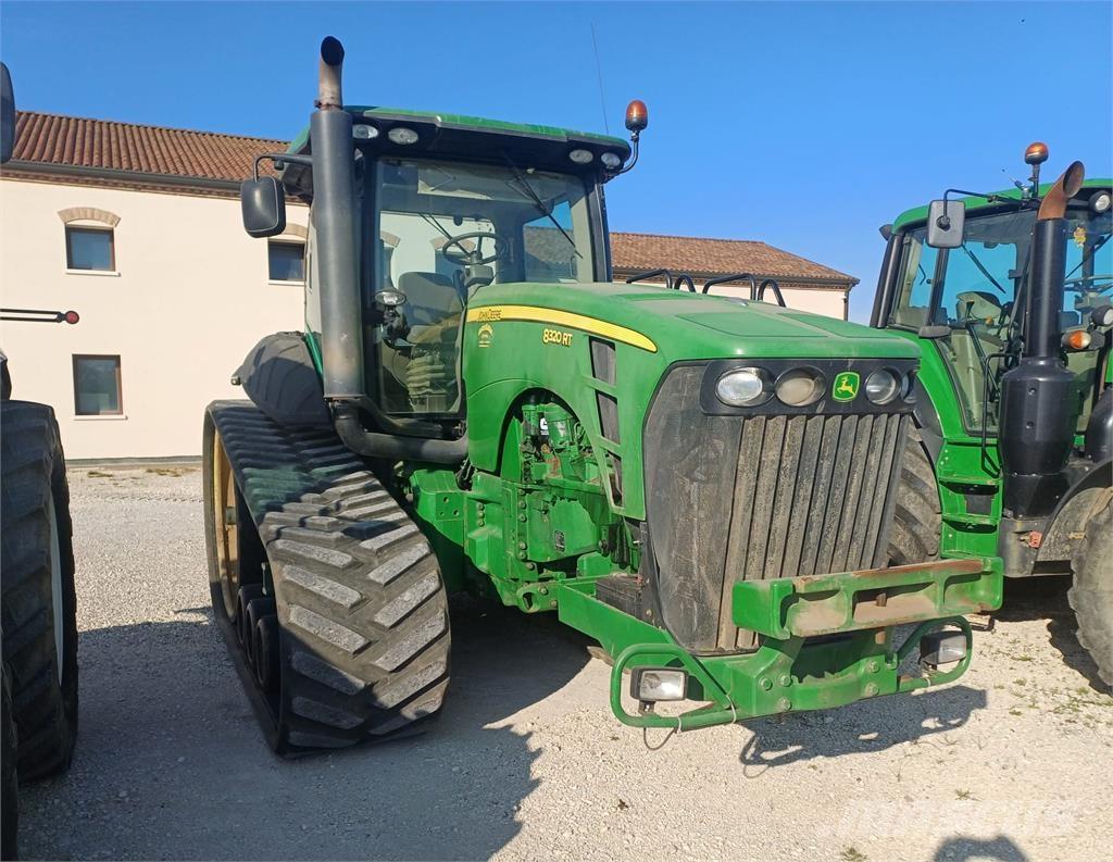 John Deere 8320 RT Traktoriai