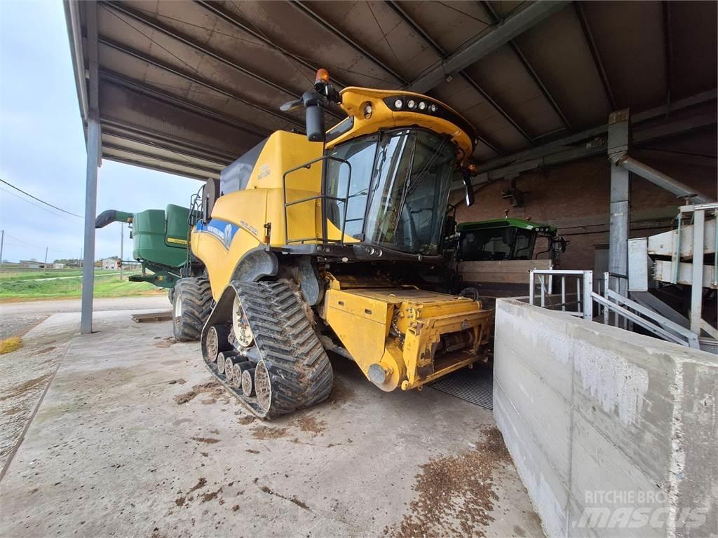 New Holland CR9.90 Derliaus nuėmimo kombainai