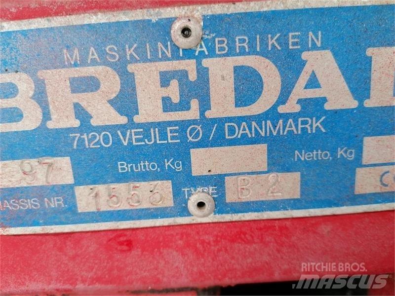 Bredal B  2 Mėšlo barstytuvai