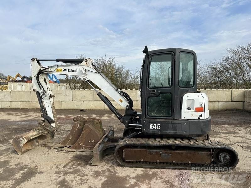 Bobcat E45 Vidutinės galios ekskavatoriai 7-12 t