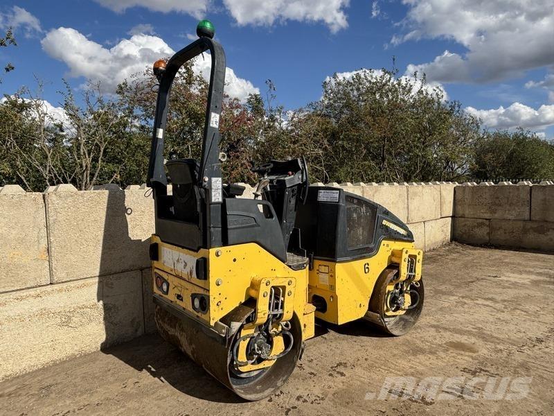 Bomag BW 120 AD-4 Porinių būgnų volai