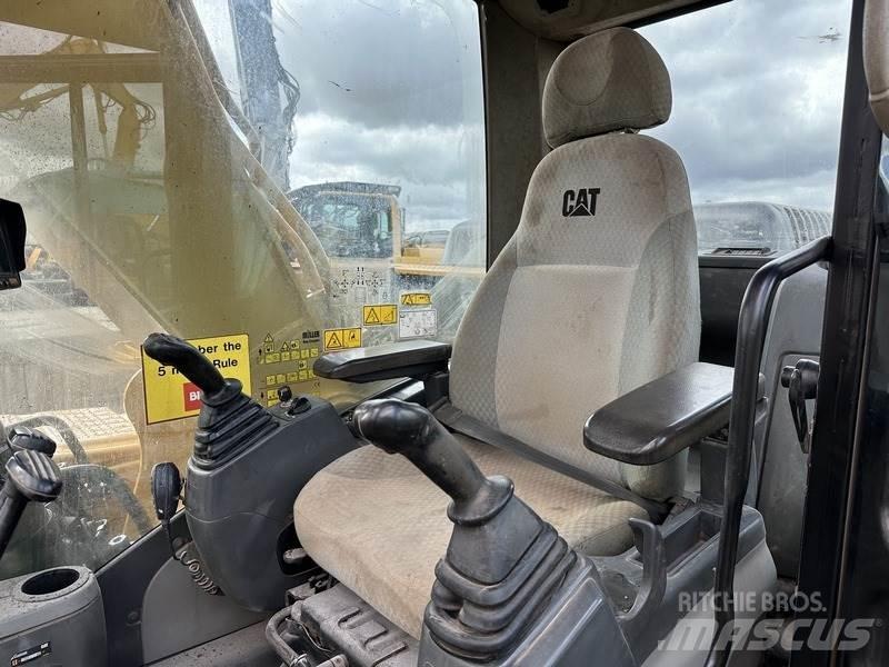 CAT 20T Excavator Vikšriniai ekskavatoriai