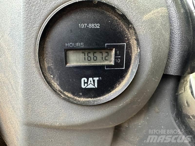 CAT CS-563 E Porinių būgnų volai