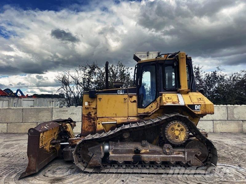 CAT D6M Vikšriniai buldozeriai