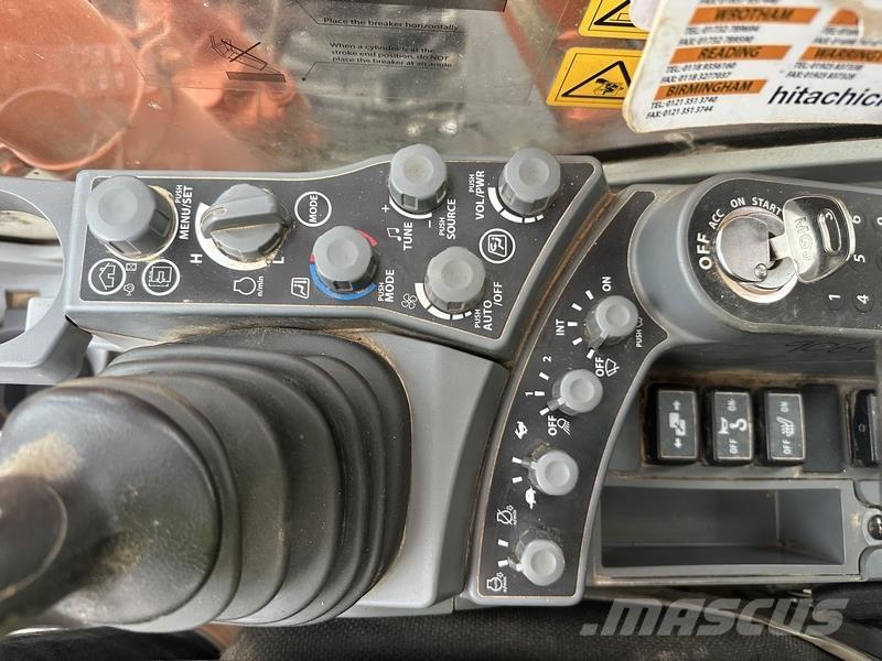 Hitachi ZX130 Vikšriniai ekskavatoriai