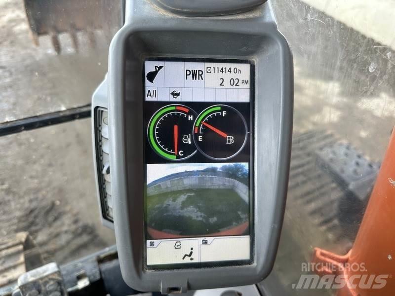 Hitachi ZX135 Vikšriniai ekskavatoriai