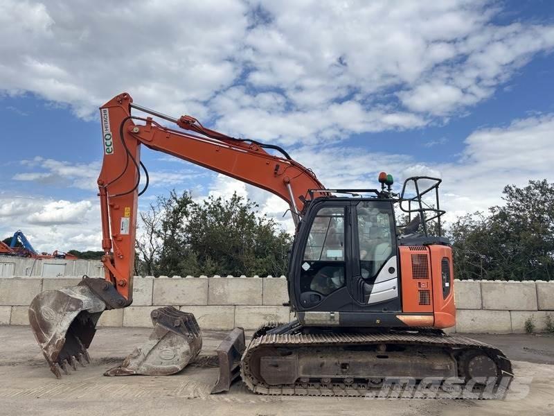 Hitachi ZX135 US-6 Vikšriniai ekskavatoriai