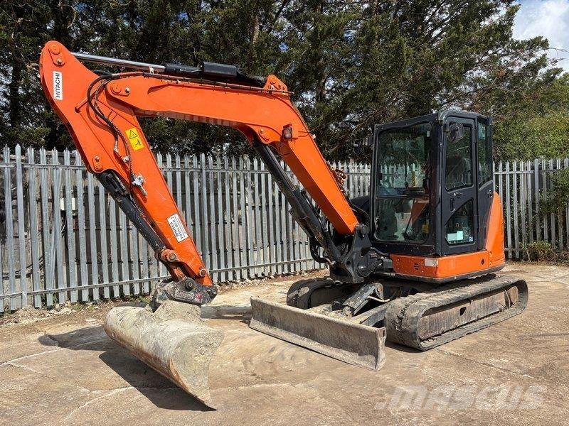Hitachi ZX65 Vidutinės galios ekskavatoriai 7-12 t