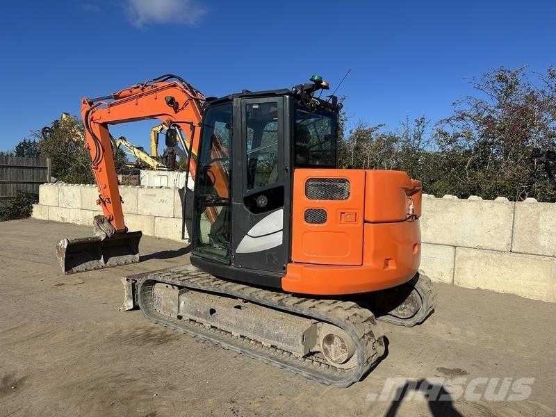Hitachi ZX85USB-5A Vidutinės galios ekskavatoriai 7-12 t