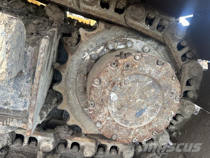 JCB 140X L 4F Vikšriniai ekskavatoriai