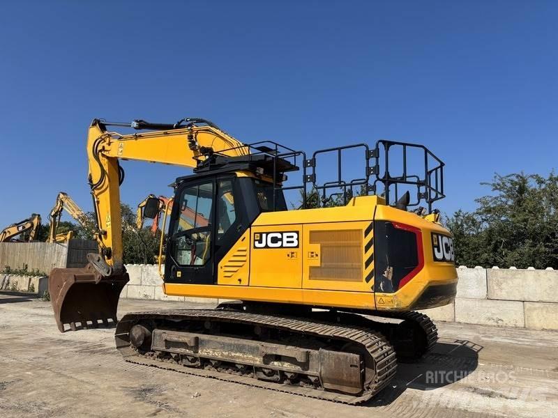 JCB 220X L 4F Vikšriniai ekskavatoriai