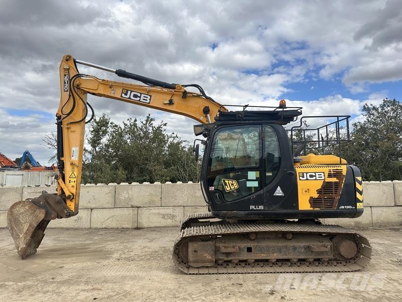 JCB JS130 Vikšriniai ekskavatoriai