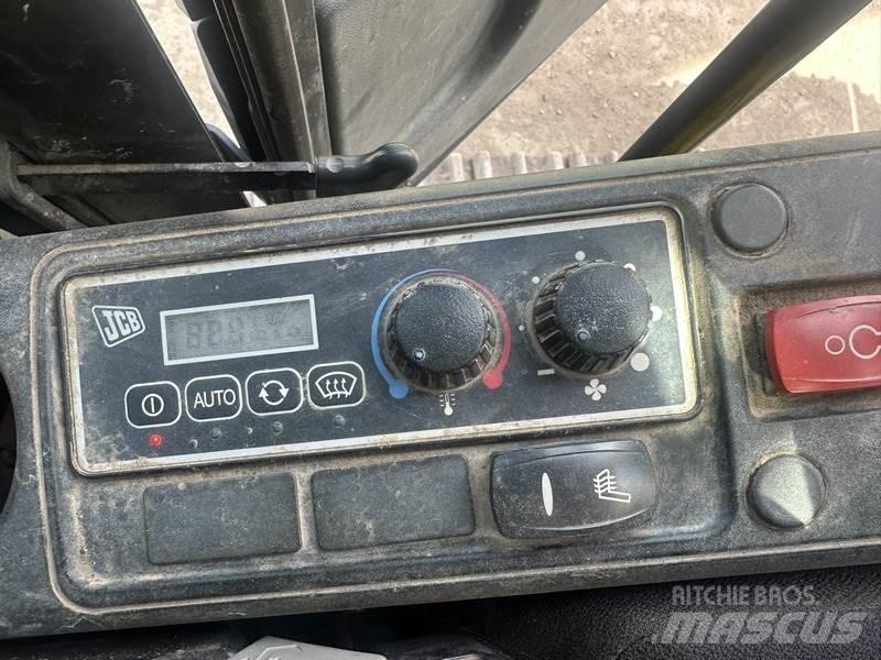 JCB JS220 LC Vikšriniai ekskavatoriai