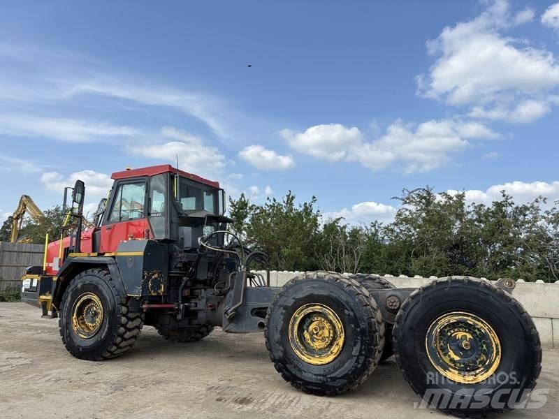 Komatsu HM300-1 Karjeriniai savivarčiai