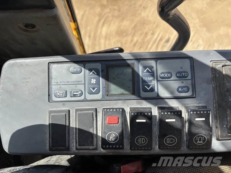LiuGong CLG928E Vikšriniai ekskavatoriai