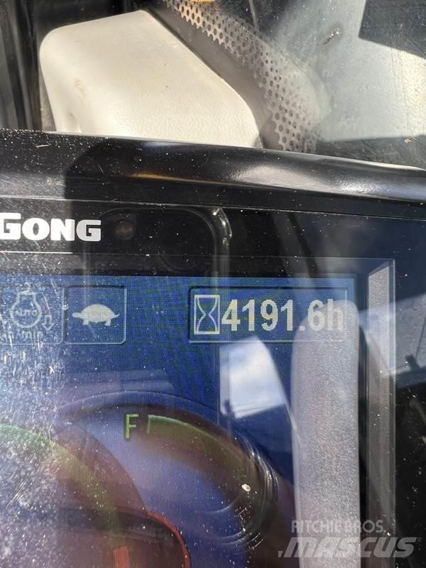 LiuGong CLG933 Vikšriniai ekskavatoriai