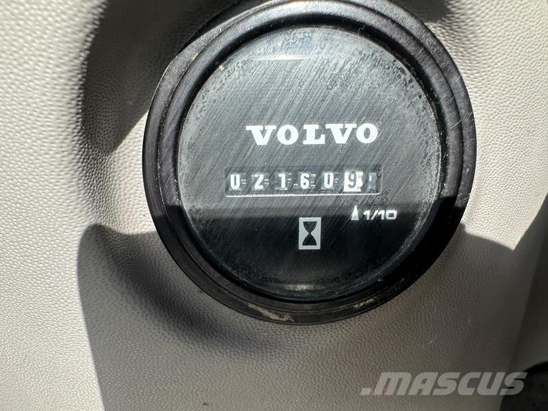 Volvo ECR235E HRD Griovimo ekskavatoriai