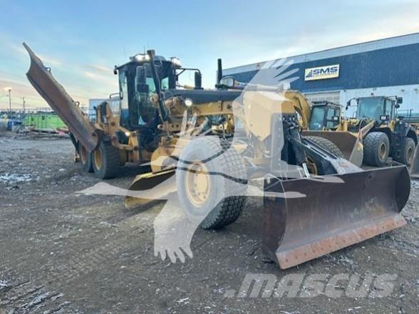 CAT 160M AWD Greideriai