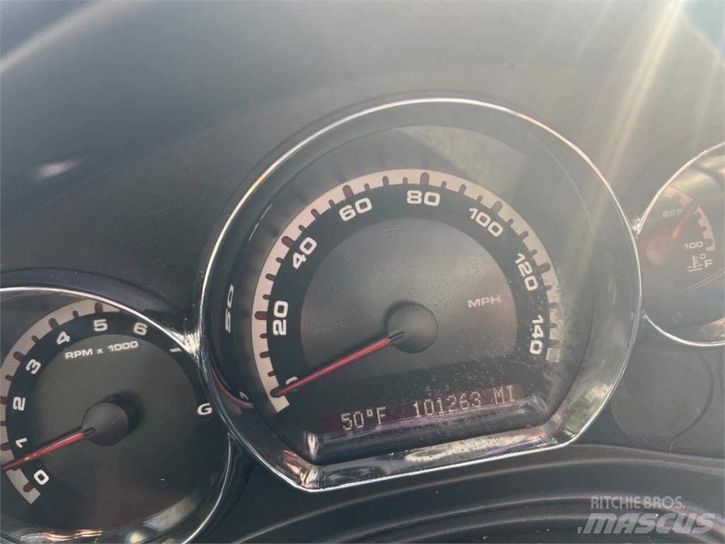 Pontiac G6 Lengvieji automobiliai
