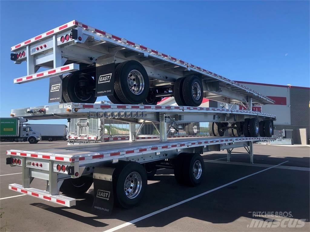 East Mfg FLATBED Platformos / Pakrovimas iš šono