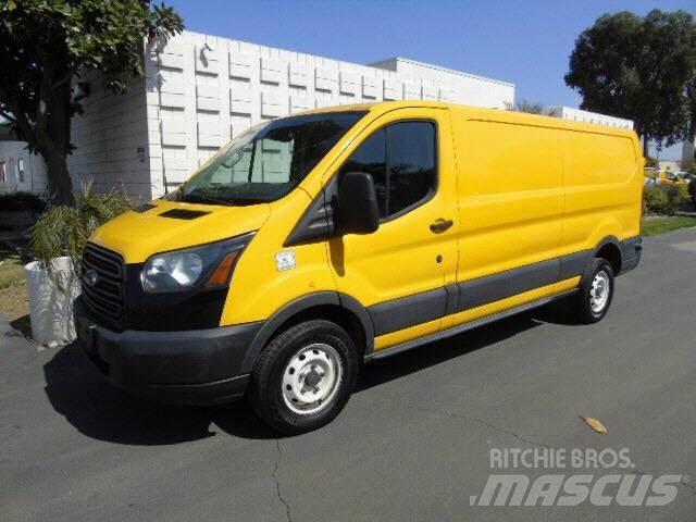 Ford TRANSIT 250 CAR Sunkvežimiai su dengtu kėbulu