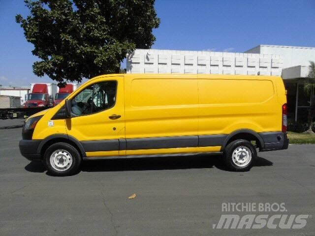 Ford TRANSIT 250 CAR Sunkvežimiai su dengtu kėbulu