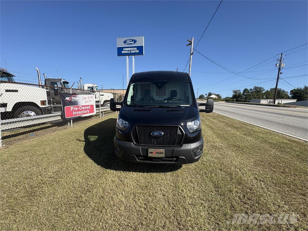 FRD 250 TRANS Sunkvežimiai su dengtu kėbulu