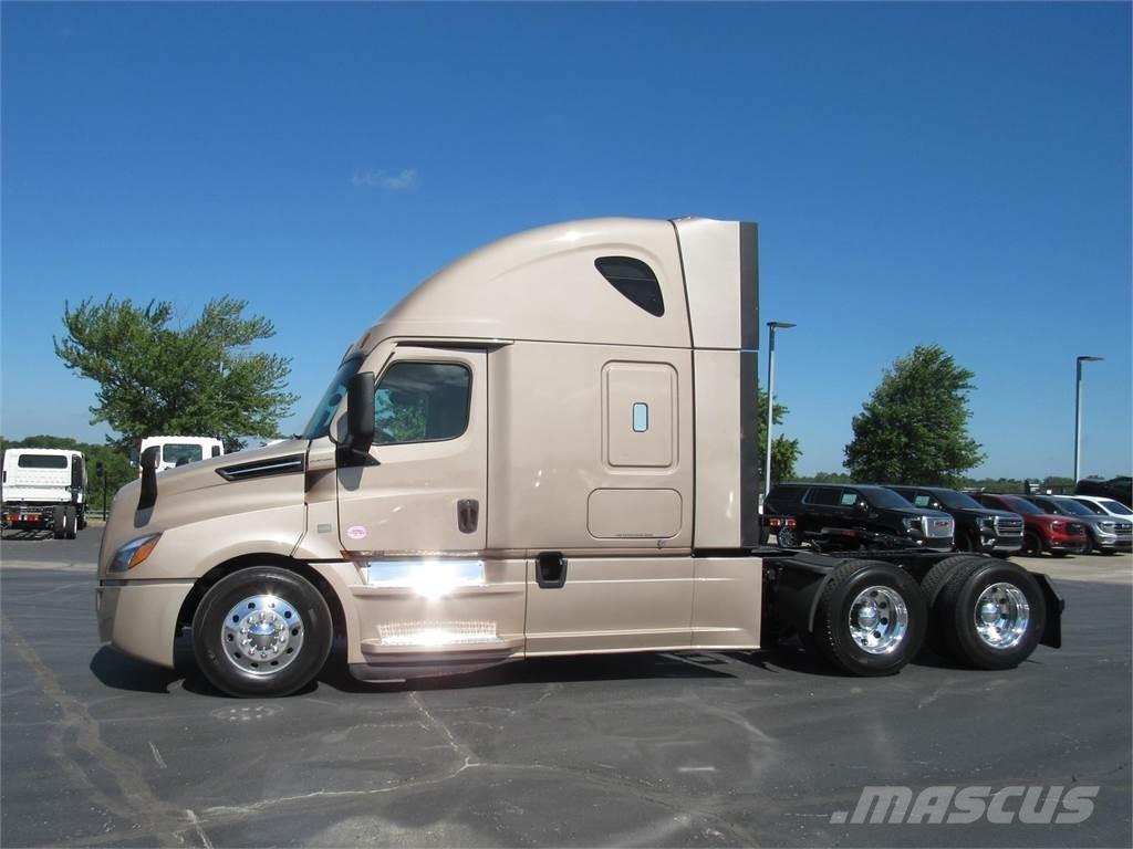 Freightliner CA126SLP Naudoti vilkikai